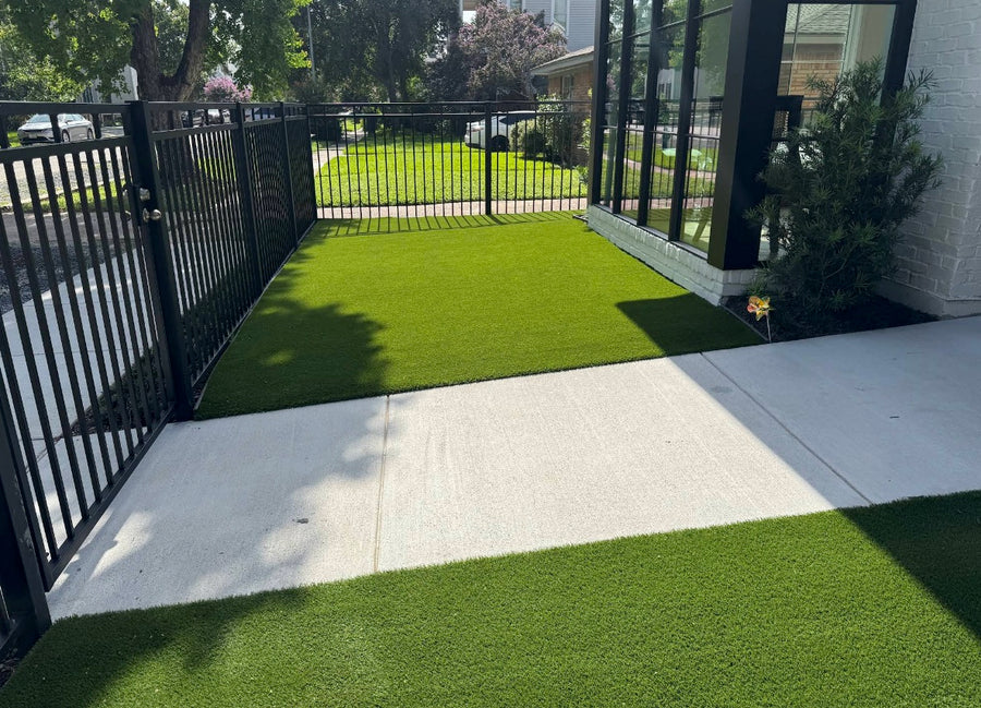 Eric Gunderson artificial grass review in Houston, Texas
